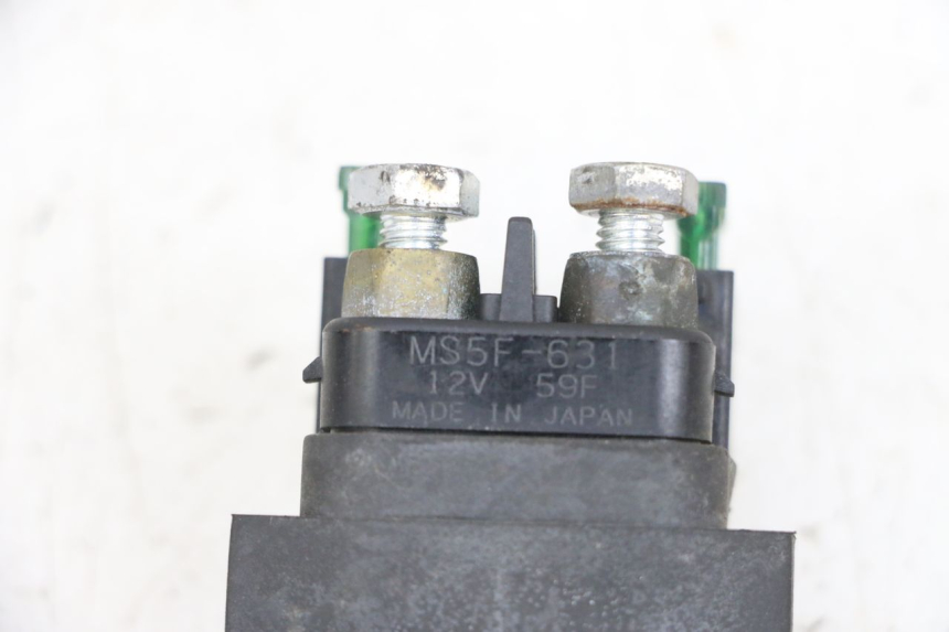 photo de RELE' AVVIAMENTO YAMAHA XMAX X-MAX 125 (2006 - 2009) - Zoom sullo stato d'uso