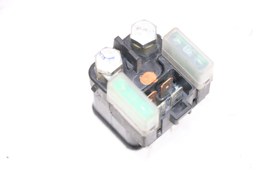 photo de RELE' AVVIAMENTO YAMAHA XMAX X-MAX 125 (2006 - 2009) - Zoom sullo stato d'uso