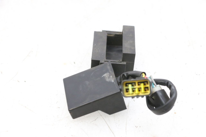 photo de RELE MAG POWER BOMBERS 4T 50 (2016 - 2026) - Primo piano tecnico