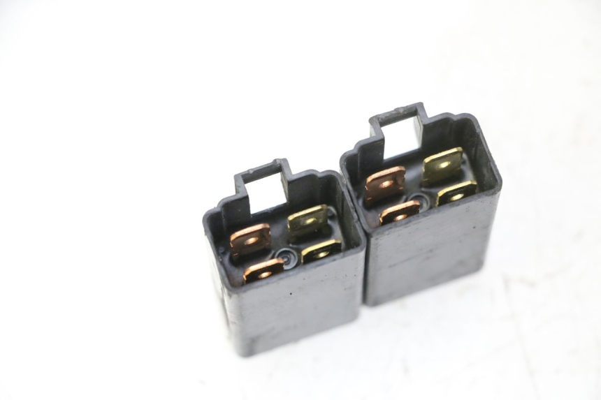 photo de RELE' ELETTRICO SUZUKI BURGMAN 125 (2007 - 2014)