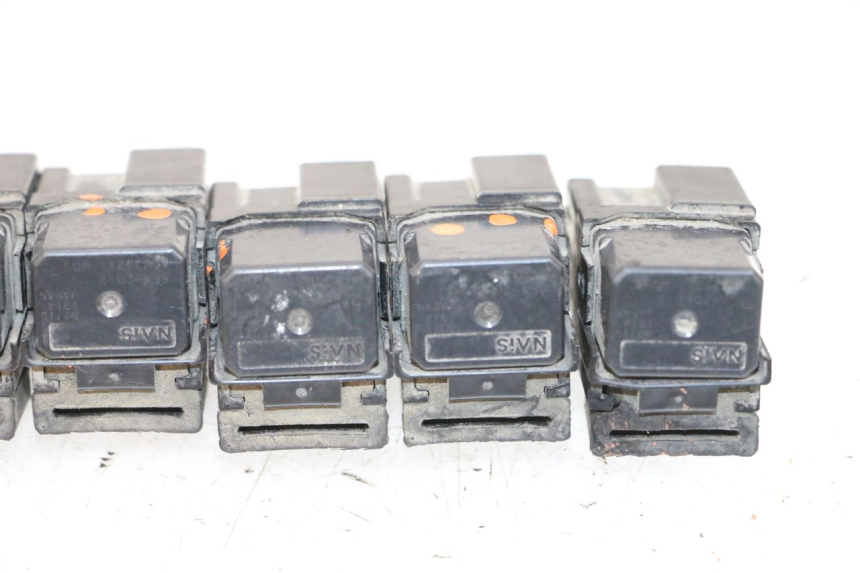 photo de RELE' ELETTRICO YAMAHA FJR ABS 1300 (2006 - 2012) - Primo piano tecnico