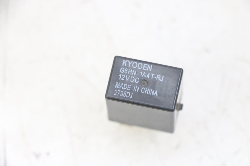 photo de RELAY ELETTRICO VENESI FLY RETRO 4T 50 (2020 - 2025)