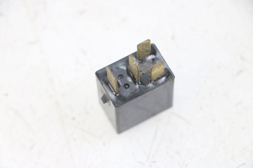 photo de RELAY ELETTRICO VENESI FLY RETRO 4T 50 (2020 - 2025)