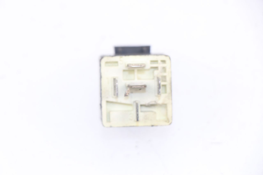 photo de RELÈ ELETTRICO SUZUKI GN 125 (1997 - 2000)