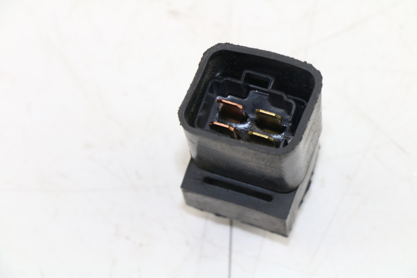 photo de RELÈ ELETTRICO SUZUKI GSR 750 (2011 - 2017)