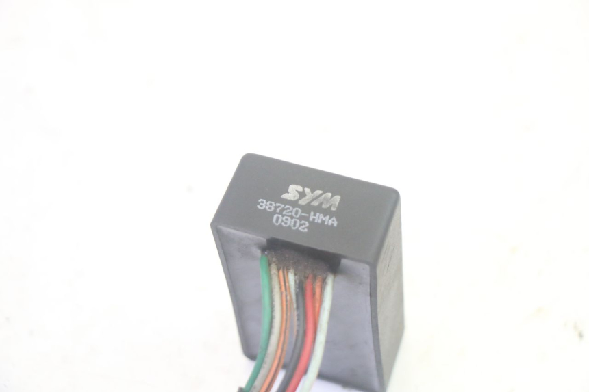 photo de Relè elettrico SYM GTS EVO 125 (2009 - 2013) - Altra angolazione