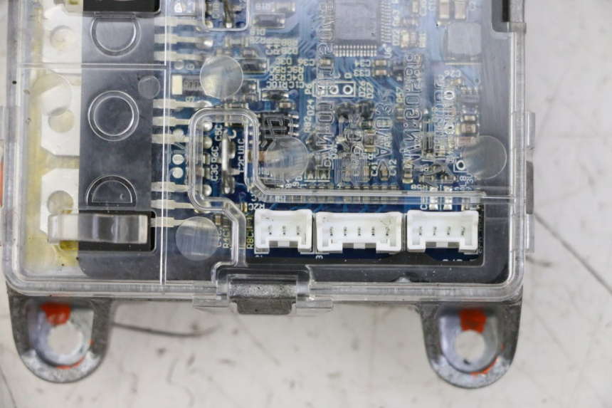 photo de RELAY ELETTRICO XIAOMI MI PRO 2 1