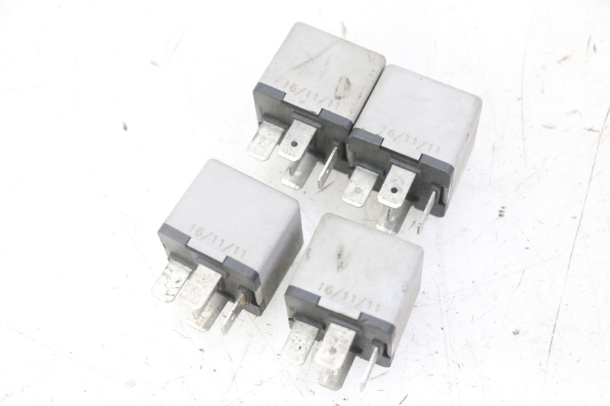 photo de RELAY ELETTRICO PIAGGIO MP3 LT 300 (2010 - 2016)