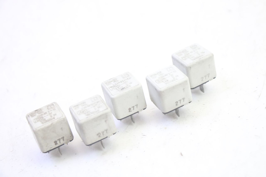 photo de RELE' ELETTRICO PIAGGIO MP3 LT 400 (2007 - 2012) - Vista principale