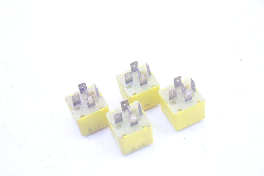 photo de RELE' ELETTRICO PIAGGIO MP3 RL 250 (2007 - 2010) - Zoom sullo stato d'uso