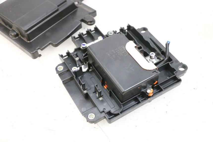 photo de RELE YAMAHA NEO'S CORE 1 (2022 - 2026) - Marcature e riferimenti originali