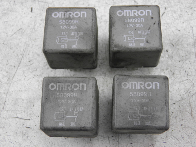 photo de RELE' ELETTRICO PIAGGIO MP3 LT 300 (2010 - 2016)