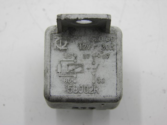 photo de RELE' ELETTRICO PIAGGIO X9 EVOLUTION 125 (2003 - 2007)