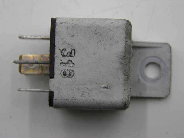 photo de RELE' ELETTRICO PIAGGIO X9 EVOLUTION 125 (2003 - 2007)