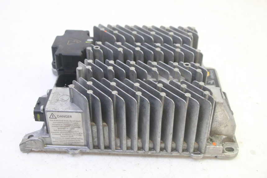 photo de RELE LIGIER PULSE 3 1 (2014 - 2020) - Dettagli dei punti di fissaggio