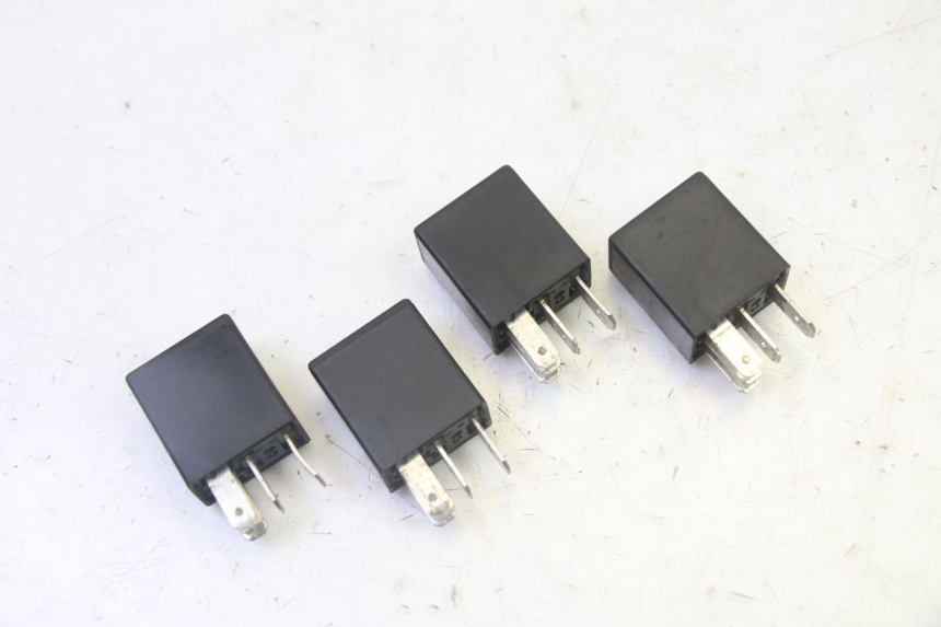 photo de RELE PEUGEOT SATELIS 125 (2013 - 2018)