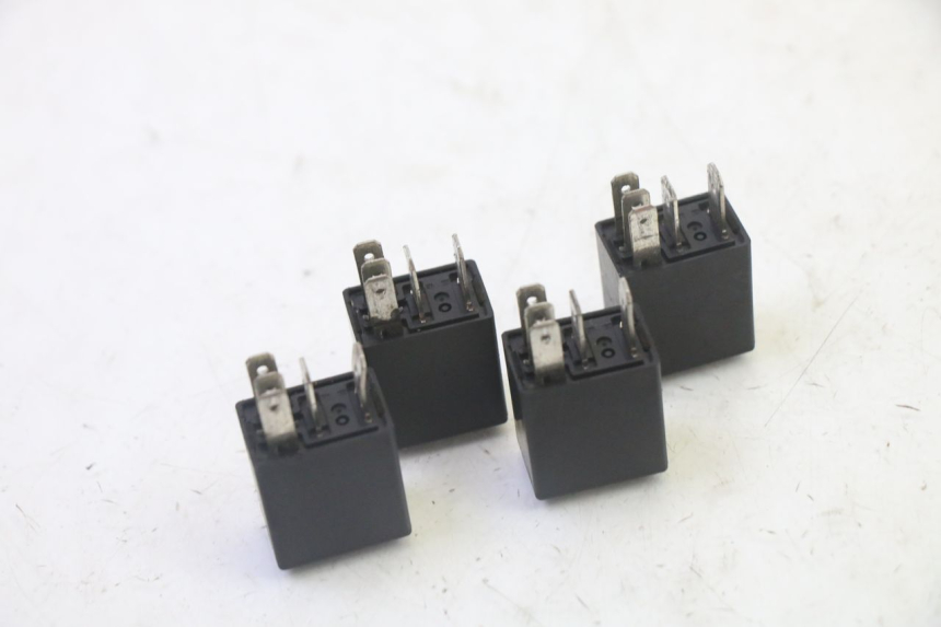 photo de RELE PEUGEOT SATELIS 125 (2013 - 2018)