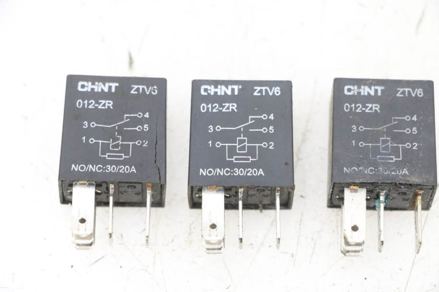 photo de RELE PEUGEOT SPEEDFIGHT 4 4T EFI 50 (2021 - 2025) - Vista principale