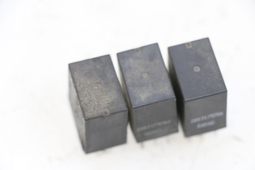 photo de RELE PEUGEOT SPEEDFIGHT 4 4T EFI 50 (2021 - 2025) - Dettaglio del componente