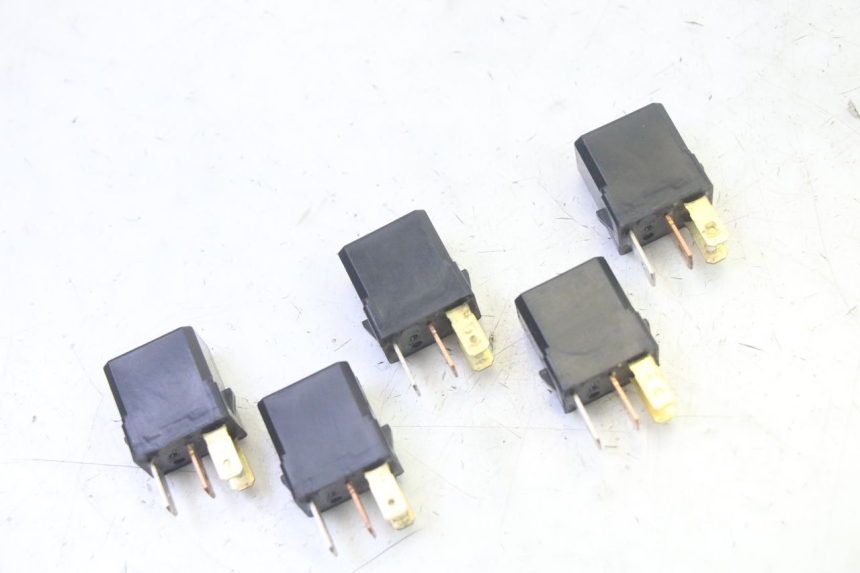 photo de RELE' ELETTRICO YAMAHA TDM ABS 900 (2002 - 2014) - Vista principale