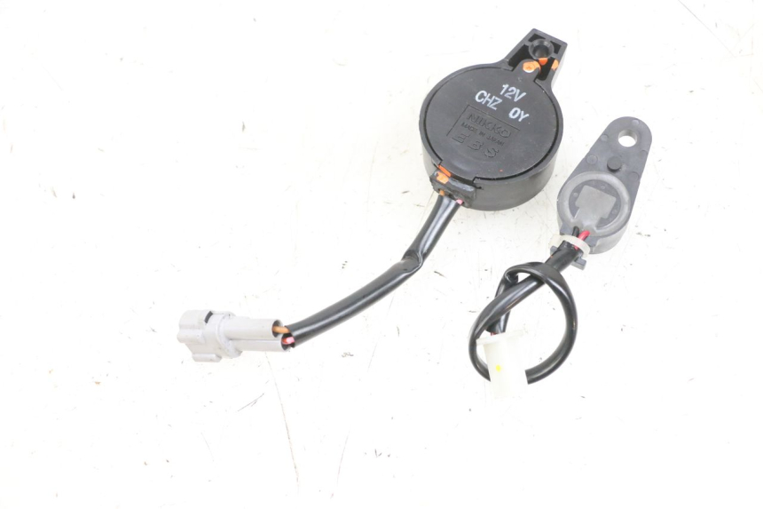 photo de RELE YAMAHA TRICITY 300 (2020 - 2024) - Altra angolazione