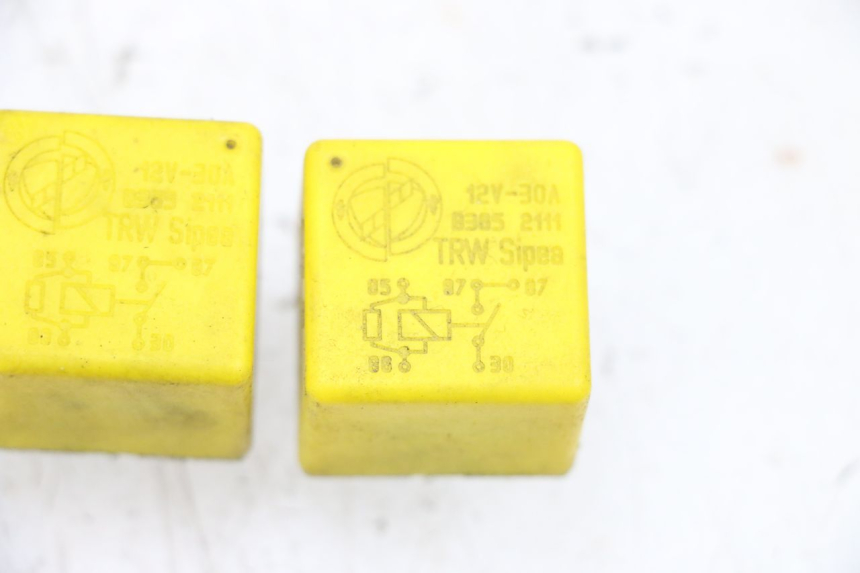 photo de RELE' ELETTRICO PIAGGIO VESPA GTS SUPER IE 125 (2009 - 2016) - Zoom sullo stato d'uso