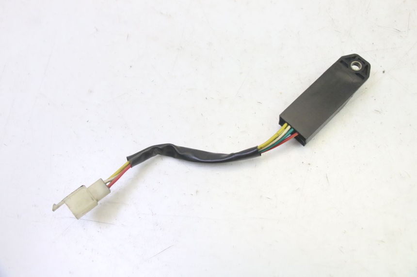 photo de RELE' ELETTRICO PEUGEOT VIVACITY NEW 4T 50 (2008 - 2017)