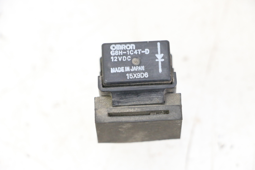 photo de RELÈ ELETTRICO YAMAHA XJN DIVERSION 600 (2000 - 2003)