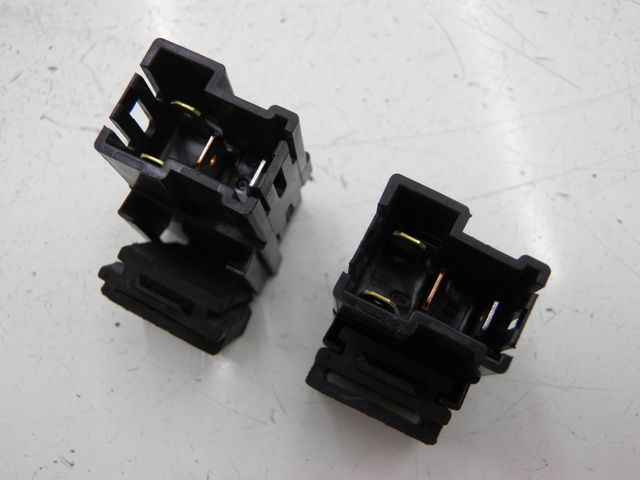 photo de RELE' ELETTRICO YAMAHA X-MAX XMAX 125 (2010 - 2014)