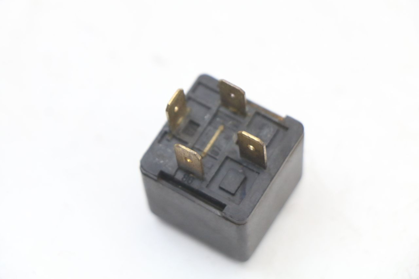 photo de RELE' ELETTRICO YAMAHA YP MAJESTY 125 (2002 - 2006)