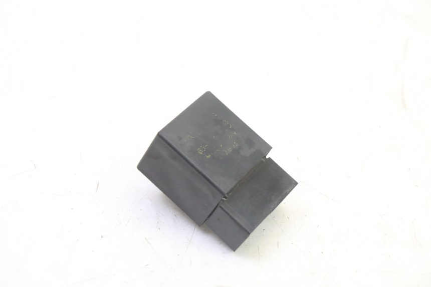 photo de RELÈ POMPA CARBURANTE YAMAHA FZ6 FAZER S2 600 (2007 - 2011)