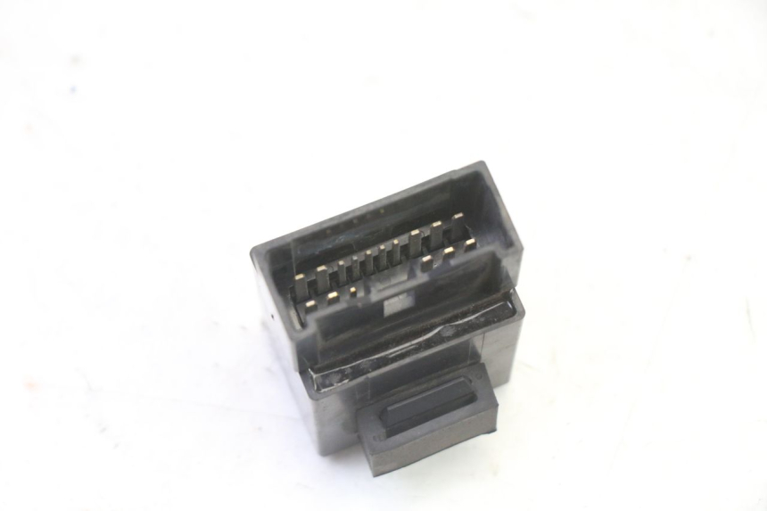 photo de RELÈ POMPA CARBURANTE YAMAHA FZ6 FAZER S2 600 (2007 - 2011)