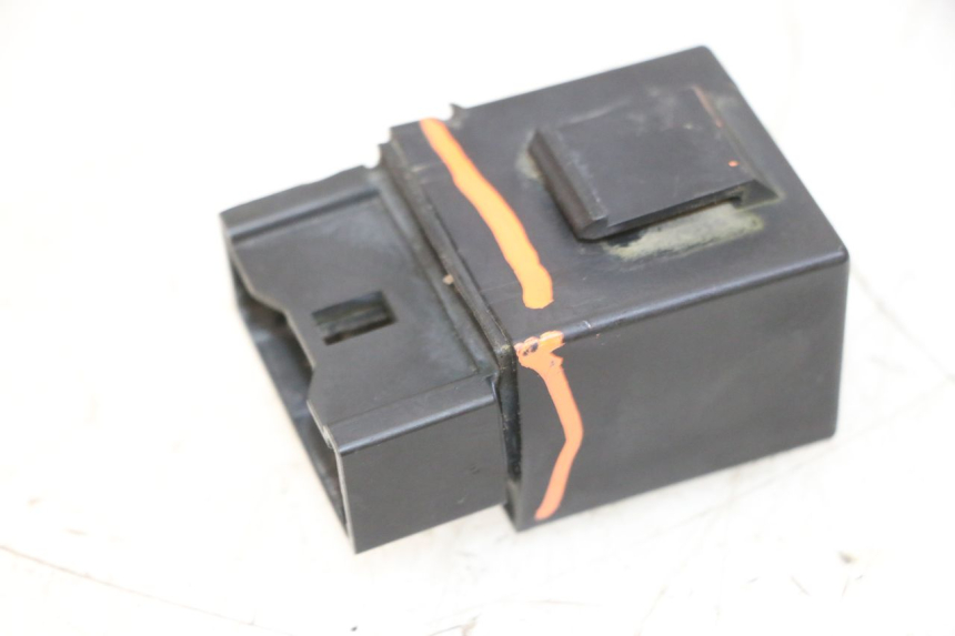 photo de RELÈ POMPA CARBURANTE YAMAHA FZ6 N FAZER 600 (2004 - 2006)