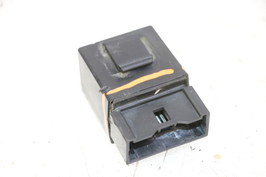 photo de RELÈ POMPA CARBURANTE YAMAHA FZ6 N FAZER 600 (2004 - 2006)