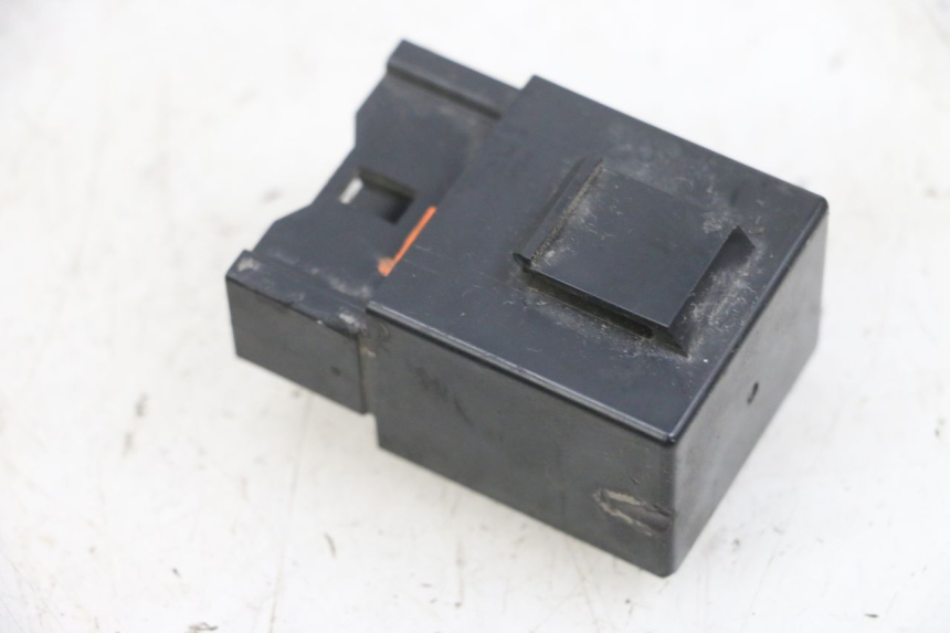 photo de RELÈ POMPA CARBURANTE YAMAHA TDM ABS 900 (2002 - 2014) - Zoom sullo stato d'uso