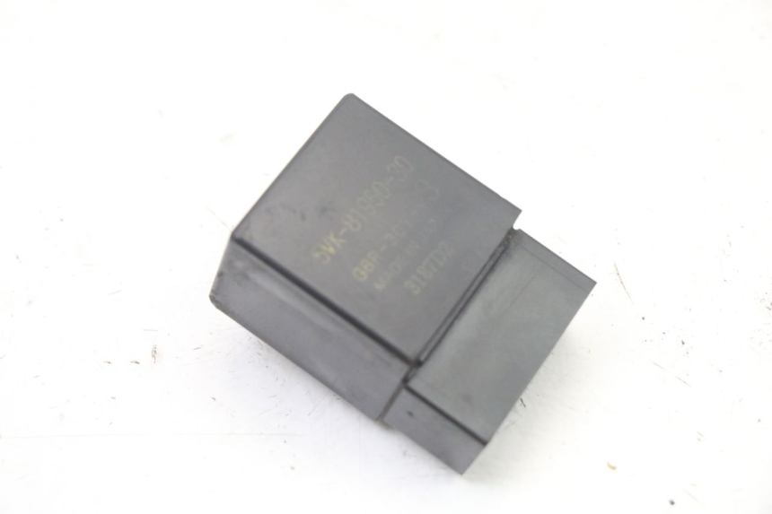 photo de RELÈ POMPA CARBURANTE YAMAHA FZ6 FAZER S2 600 (2007 - 2011)