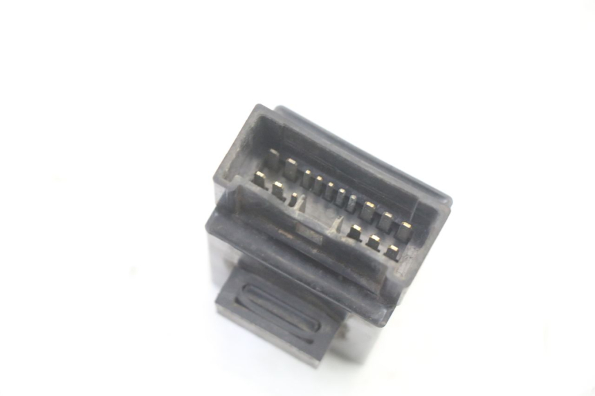 photo de RELÈ POMPA CARBURANTE YAMAHA FZS FAZER 600 (2001 - 2003)