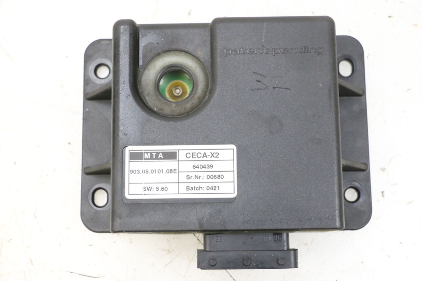 photo de ROLL LOCK RELE PIAGGIO MP3 HPE 300 (2019 - 2026) - Stato della superficie e materiale