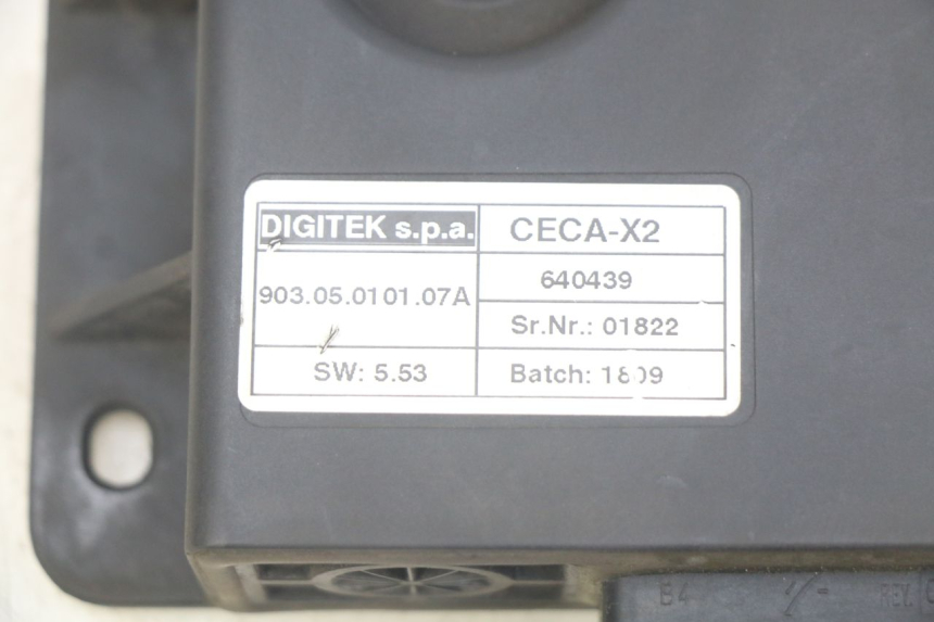 photo de RELAIS ROLL LOCK PIAGGIO MP3 LT 400 (2007 - 2012)