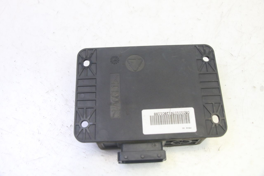 photo de RELAIS ROLL LOCK PIAGGIO MP3 RL 250 (2007 - 2010)