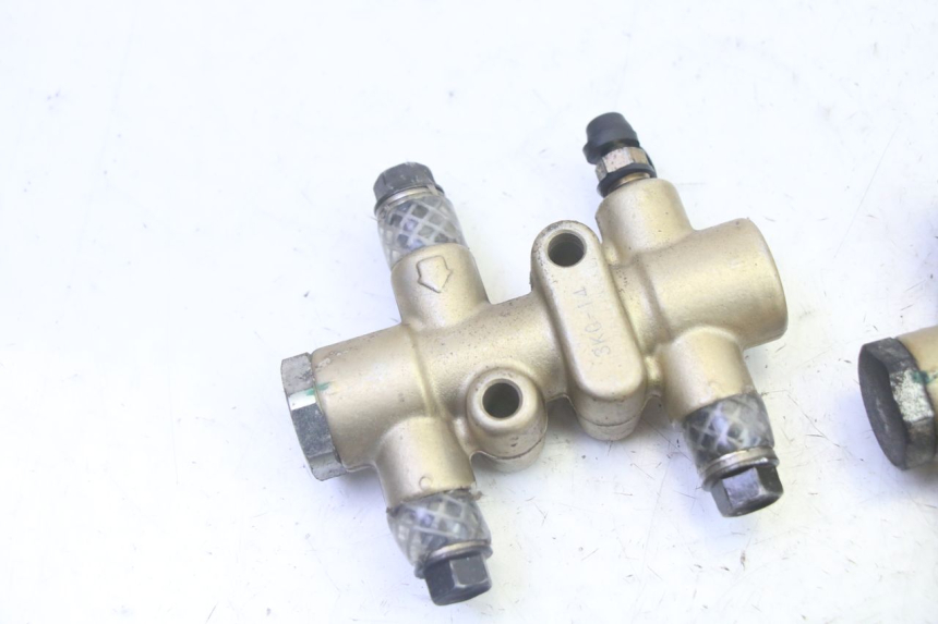 photo de TUBO FRENO ADIVA AD3 300 (2014 - 2020)