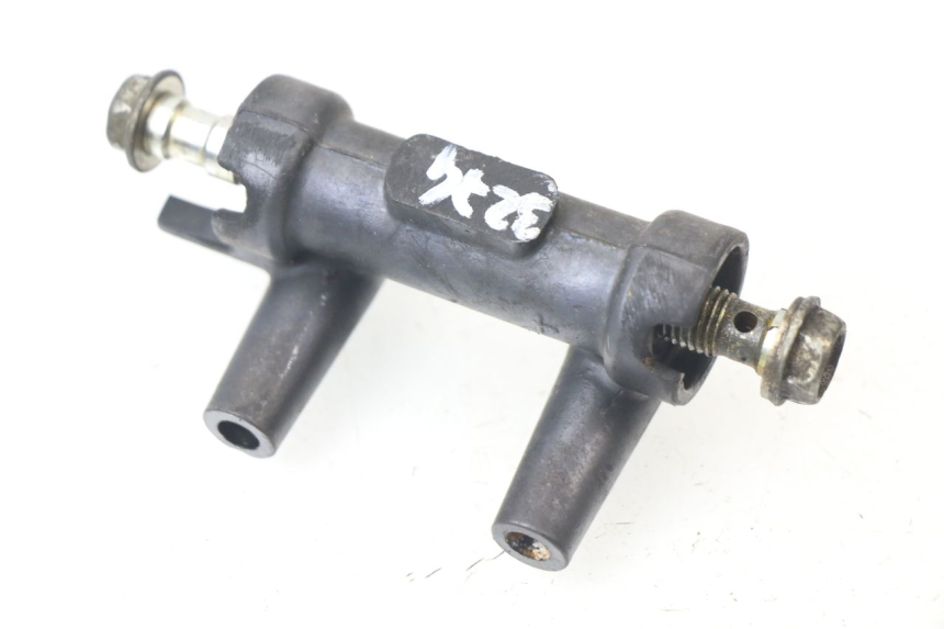 photo de DISTRIBUITORE FRENO KAWASAKI GTR 1000 (1994 - 2004)