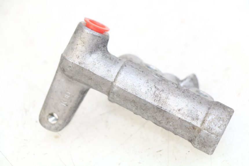 photo de DISTRIBUTORE FRENO HONDA FES PANTHEON 2T 125 (1998 - 2002)