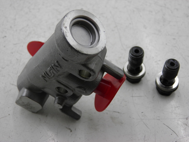 photo de DISTRIBUITORE FRENO HONDA FES S-WING SWING ABS 125 (2007 - 2015)