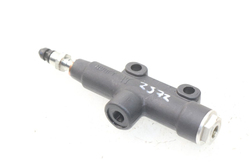 photo de DISTRIBUITORE FRENO PEUGEOT METROPOLIS 400 (2017 - 2020)