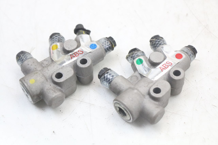 photo de TUBO FRENO PIAGGIO MP3 HPE 350 (2018 - 2020)