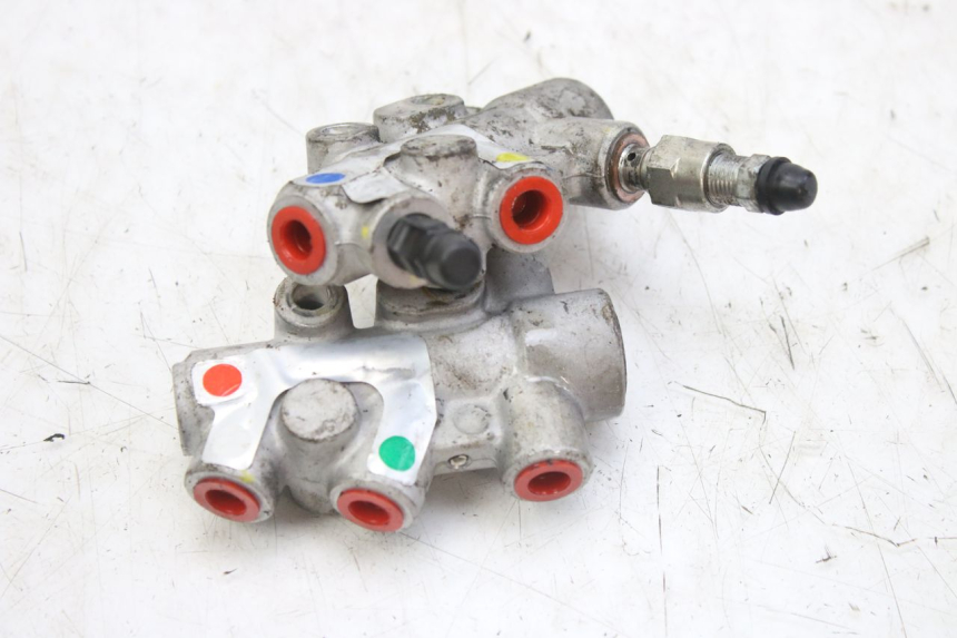 photo de DISTRIBUITORE FRENO PIAGGIO MP3 RL 250 (2007 - 2010)