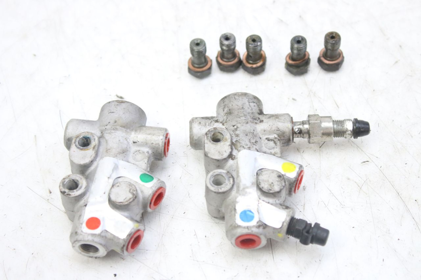 photo de DISTRIBUITORE FRENO PIAGGIO MP3 RL 250 (2007 - 2010)