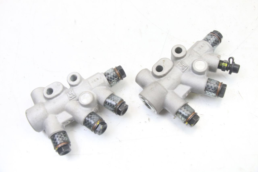 photo de DISTRIBUITORE FRENO PIAGGIO MP3 500 (2014 - 2016)