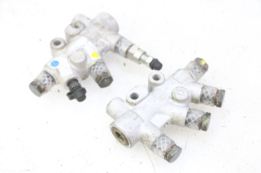 photo de DISTRIBUITORE FRENO PIAGGIO MP3 RL 250 (2007 - 2010)